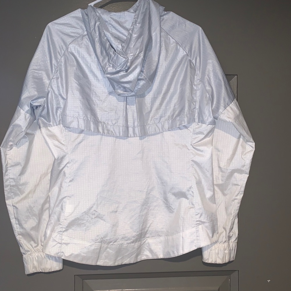 Nike Jacket - Picture 2 of 6